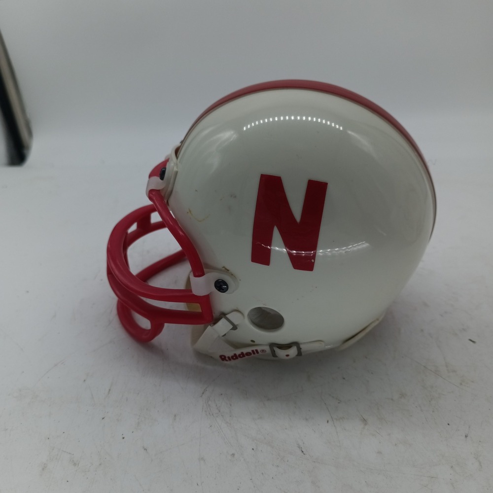 Riddell Nebraska Cornhuskers NCAA Mini Football Helmet White Red a10